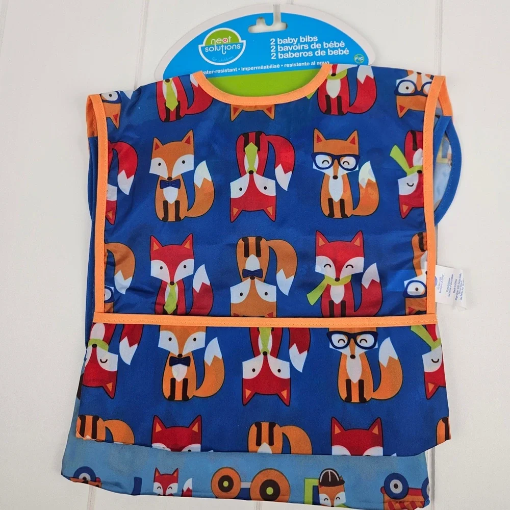 Neat Solutions: 4 Water-Resistant Baby Bibs